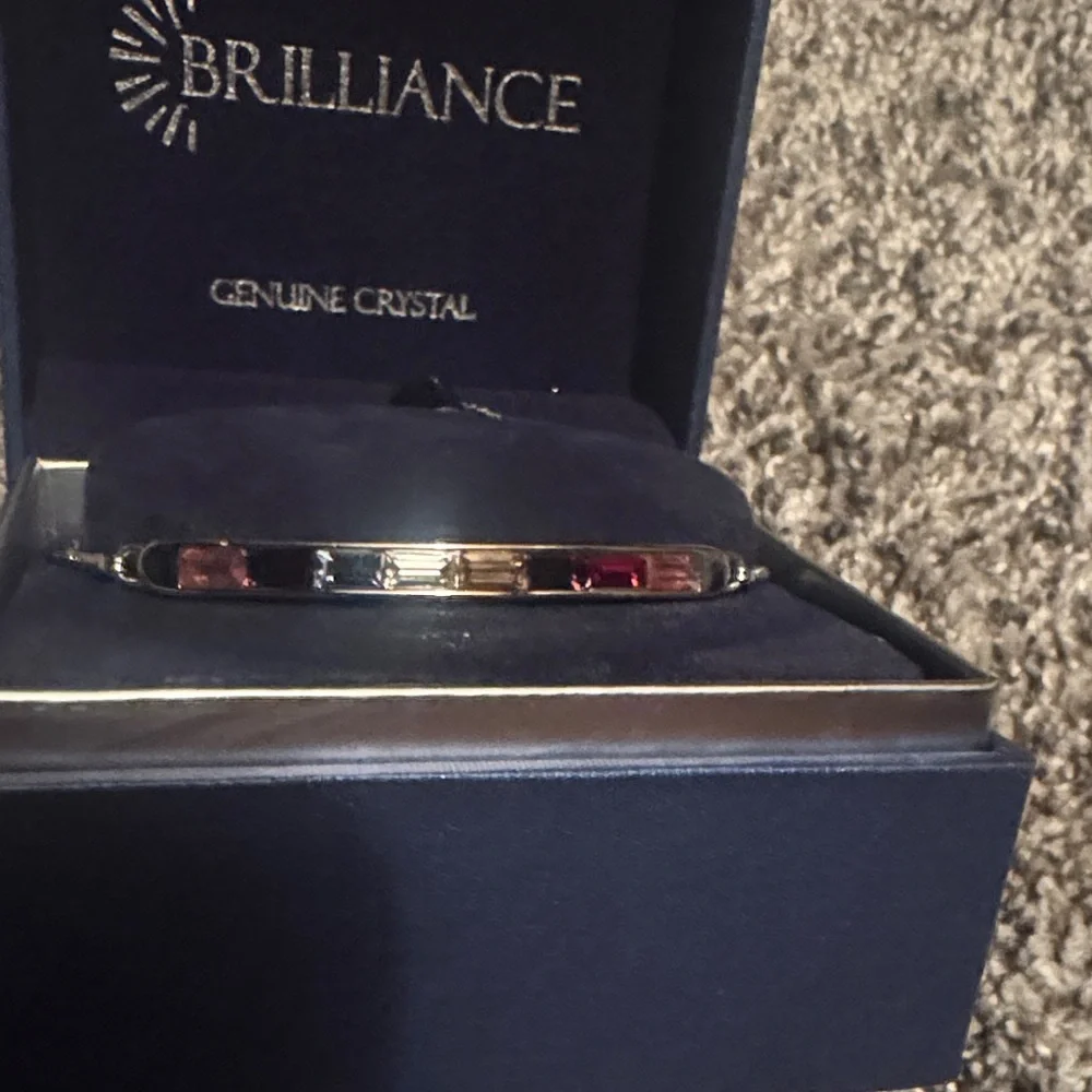 Haus of Brilliance Multicolor Bracelet - Picture 2 of 2